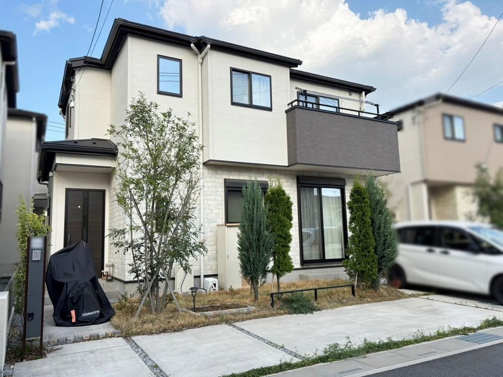 4LDK house in Kasukabe, Saitama - Photo 1