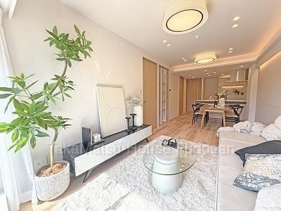 3LDK apartment in Meguro Ward, Tokyo - Photo 1