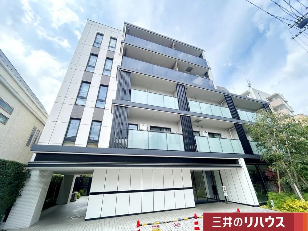 1LDK apartment in Chofu, Tokyo - Photo 1