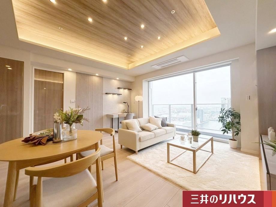 2LDK apartment in Minato Ward, Tokyo - Photo 1