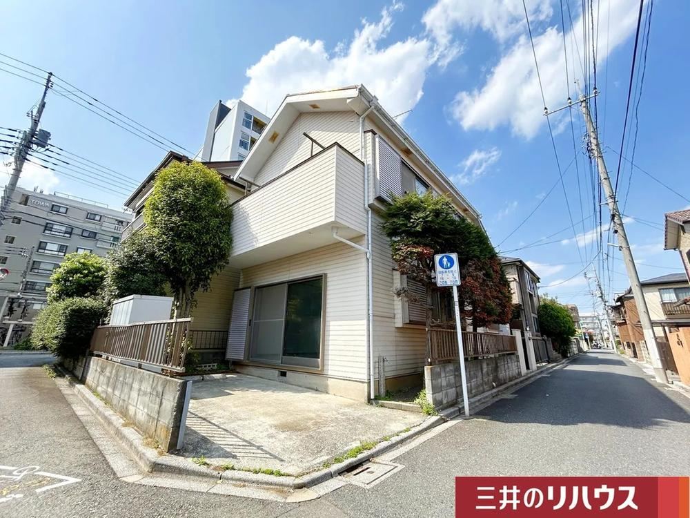 3LDK house in Mitaka, Tokyo - Photo 1
