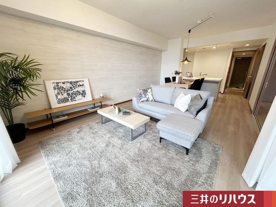 2LDK apartment in Nada Ward, Kobe, Hyogo - Photo 1