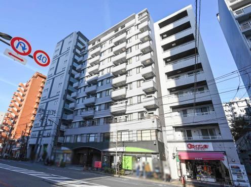 1LDK apartment in Bunkyo Ward, Tokyo - Photo 1