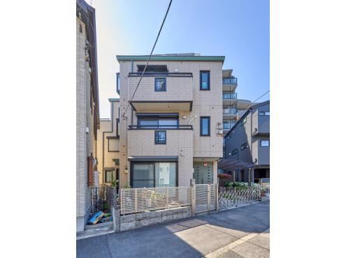 5LDK house in Edogawa Ward, Tokyo - Photo 1