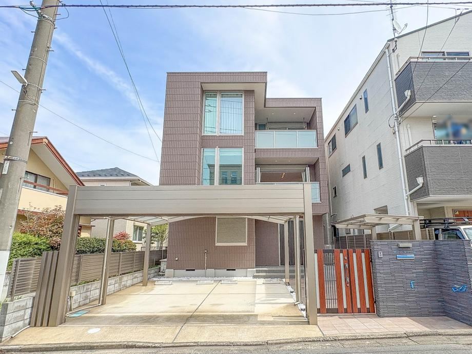 4LDK+2S house in Urawa Ward, Saitama - Photo 1