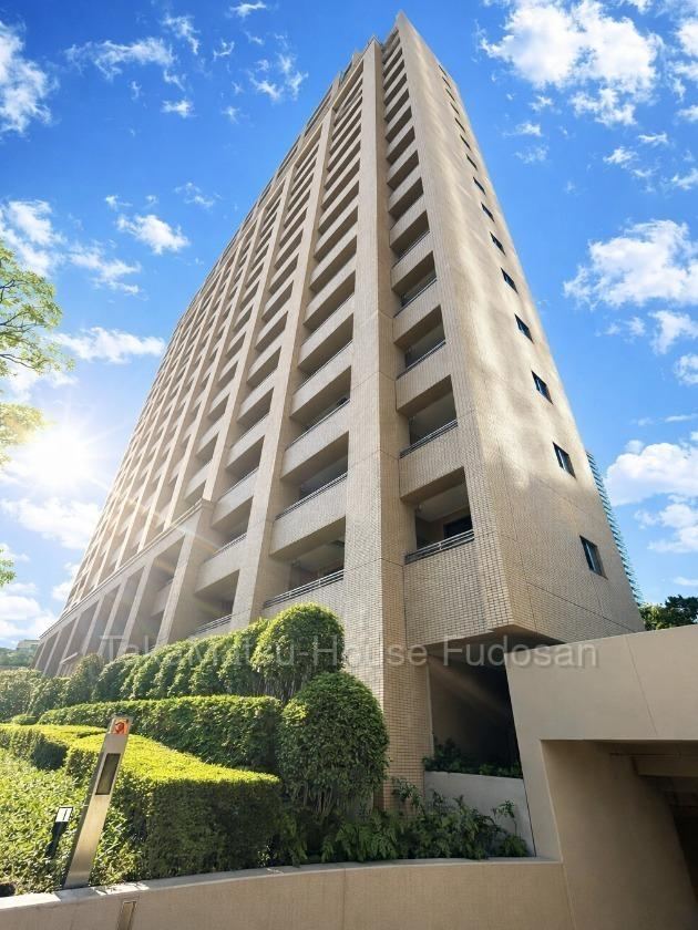 1LDK apartment in Shinagawa Ward, Tokyo - Photo 1
