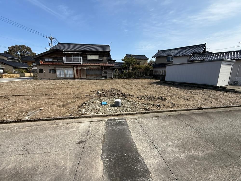 296 m² land in Hakusan, Ishikawa - Photo 1