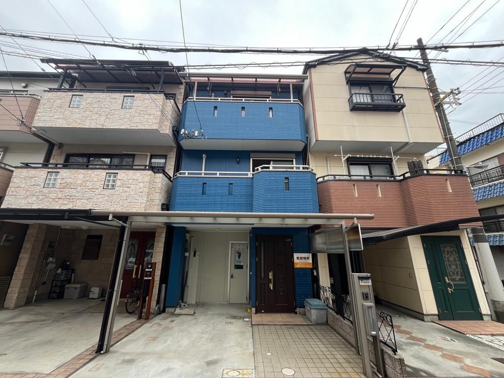 3LDK house in Ino Ward, Osaka - Photo 1