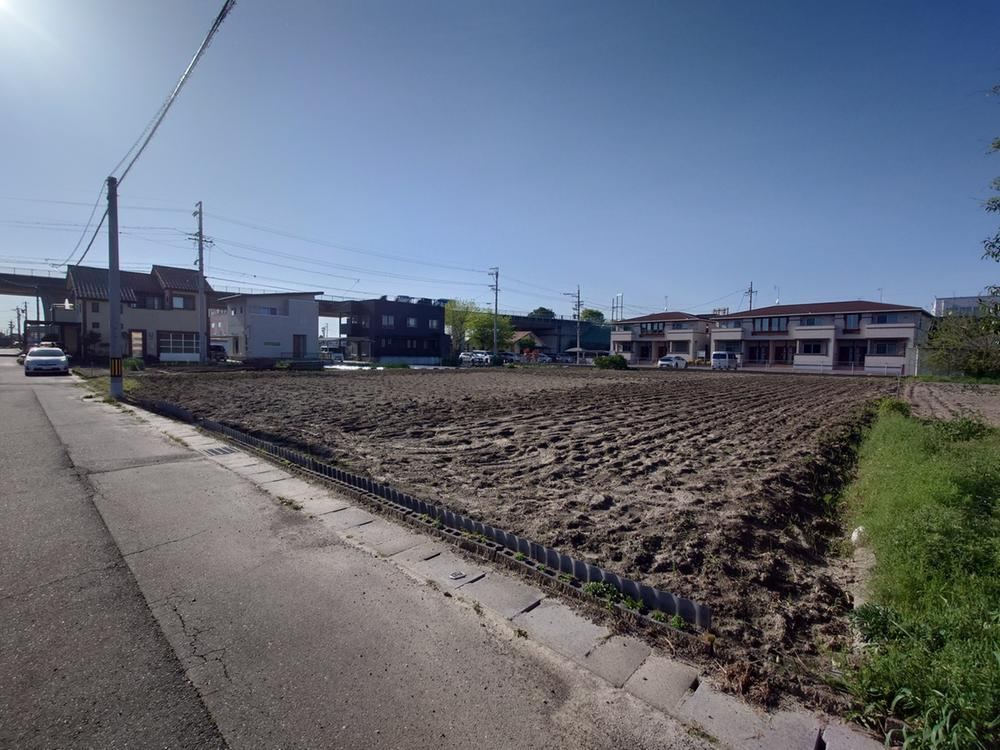 1075 m² land in Ginan, Hashima District, Gifu - Photo 1