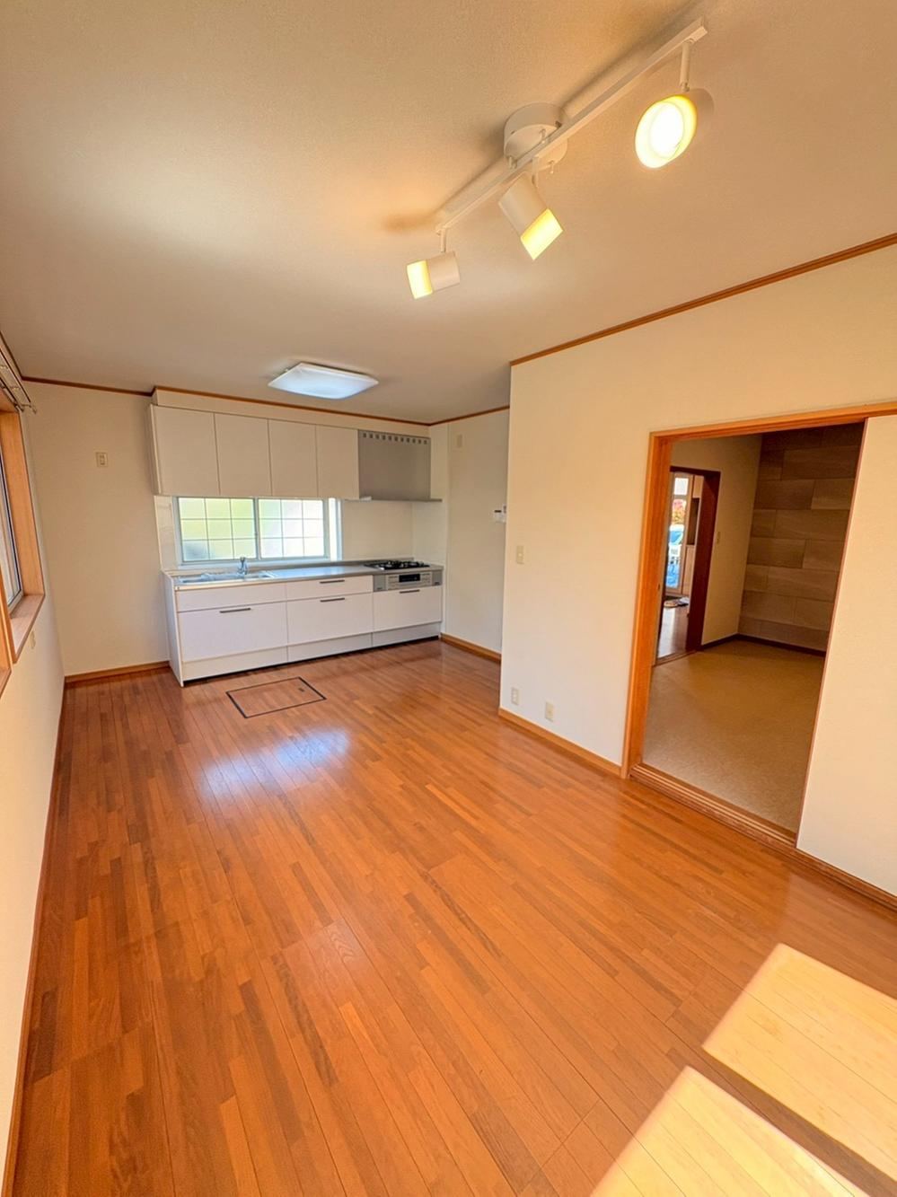 4LDK+S house in Shimizu Ward, Shizuoka - Photo 1