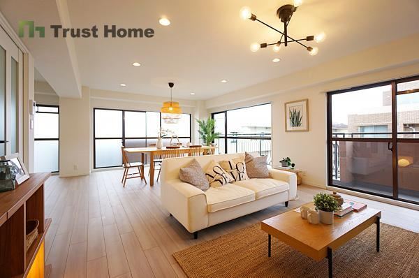 3LDK apartment in Suita, Osaka - Photo 1