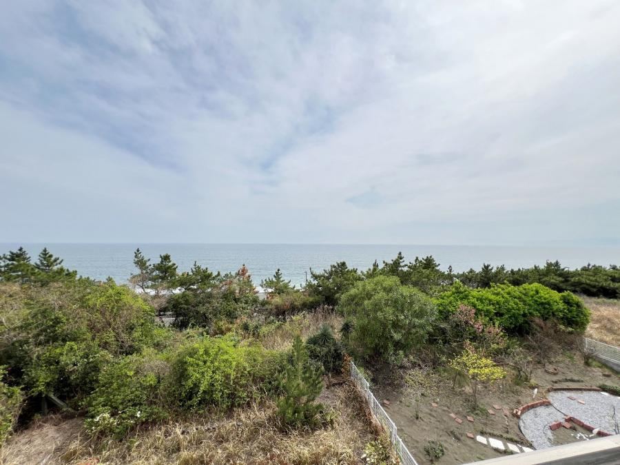 4LDK+2S house in Oiso, Naka District, Kanagawa - Photo 1