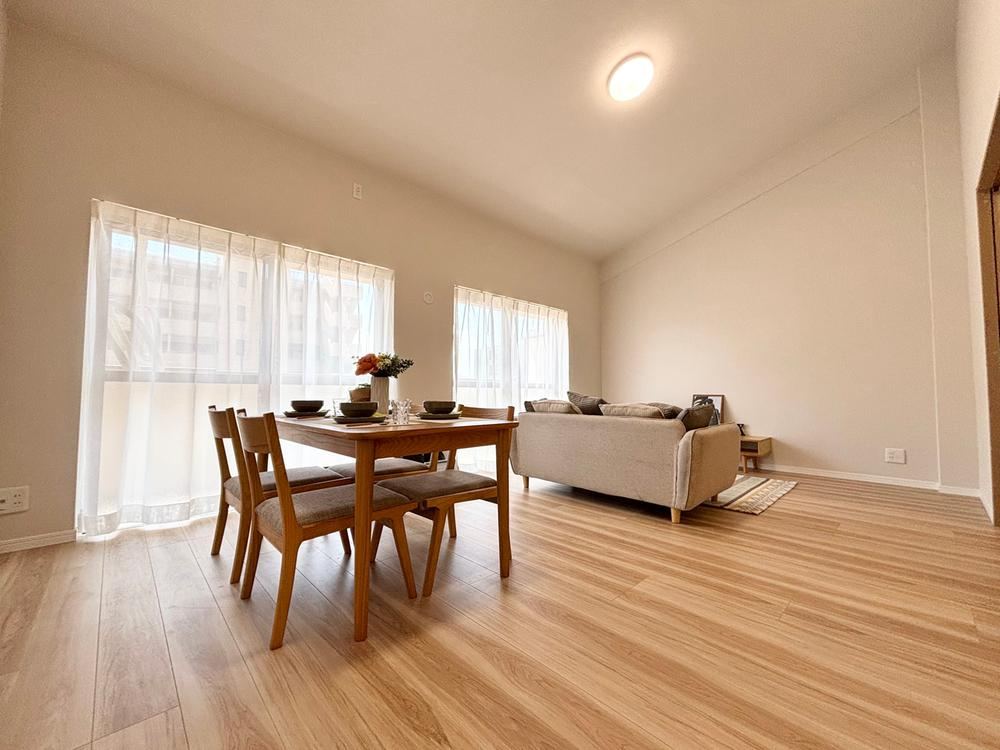 2LDK apartment in Tobata Ward, Kitakyushu, Fukuoka - Photo 1