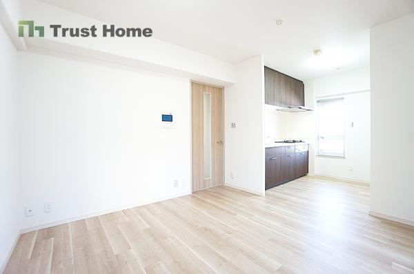 3LDK apartment in Tarumi Ward, Kobe, Hyogo - Photo 1