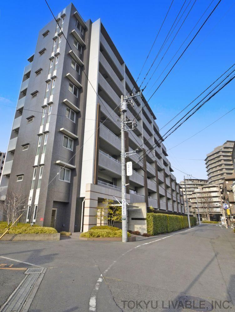 3LDK apartment in Yamato, Kanagawa - Photo 1