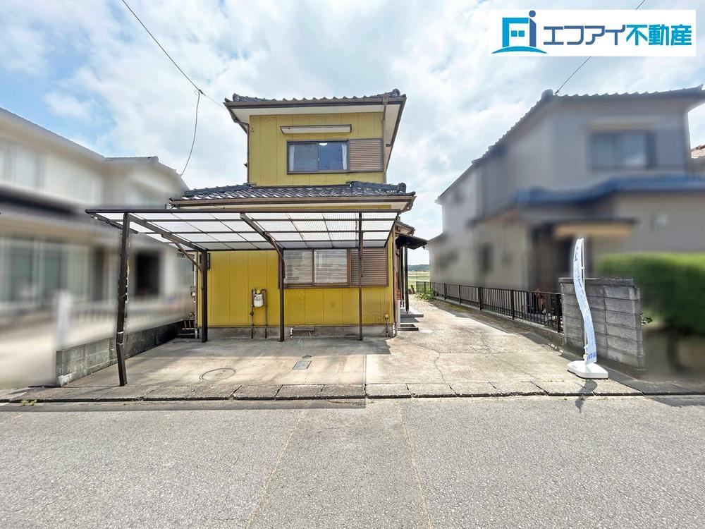 4LDK house in Chita, Aichi - Photo 1