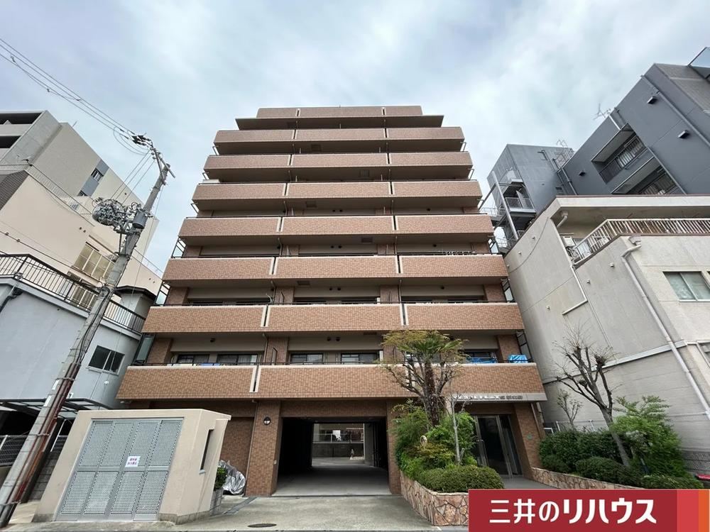 1LDK+S apartment in Yodogawa Ward, Osaka - Photo 1