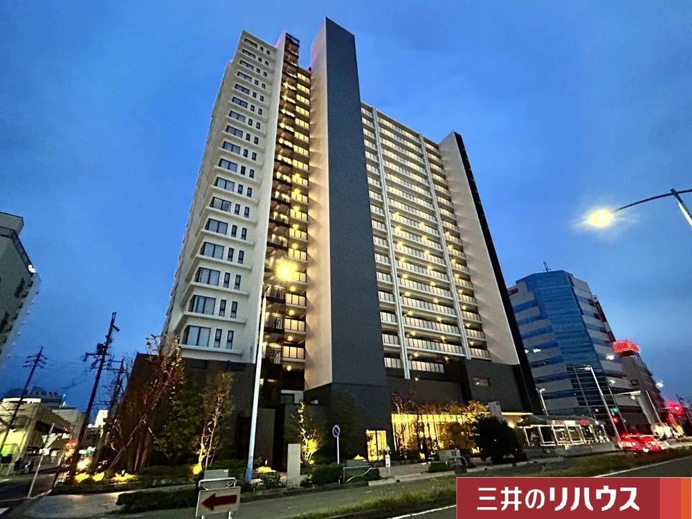 3LDK+S apartment in Toyohashi, Aichi - Photo 1