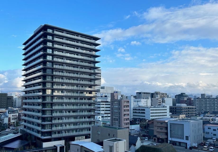 2LDK apartment in Kanazawa, Ishikawa - Photo 1