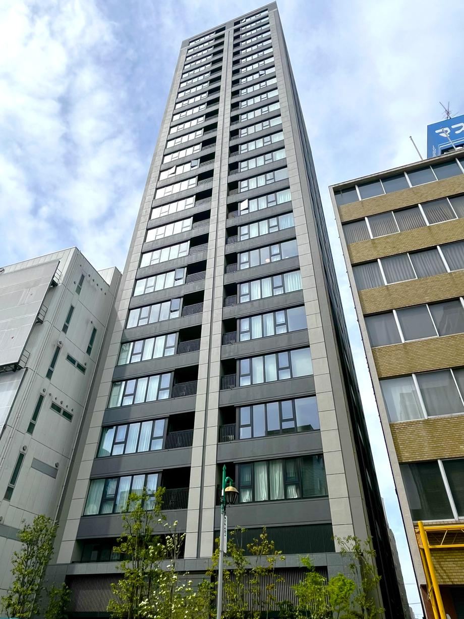 3LDK apartment in Naka Ward, Nagoya, Aichi - Photo 1