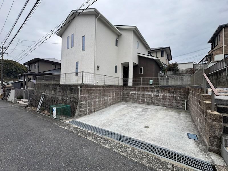 3LDK house in Yahatanishi Ward, Kitakyushu, Fukuoka - Photo 1