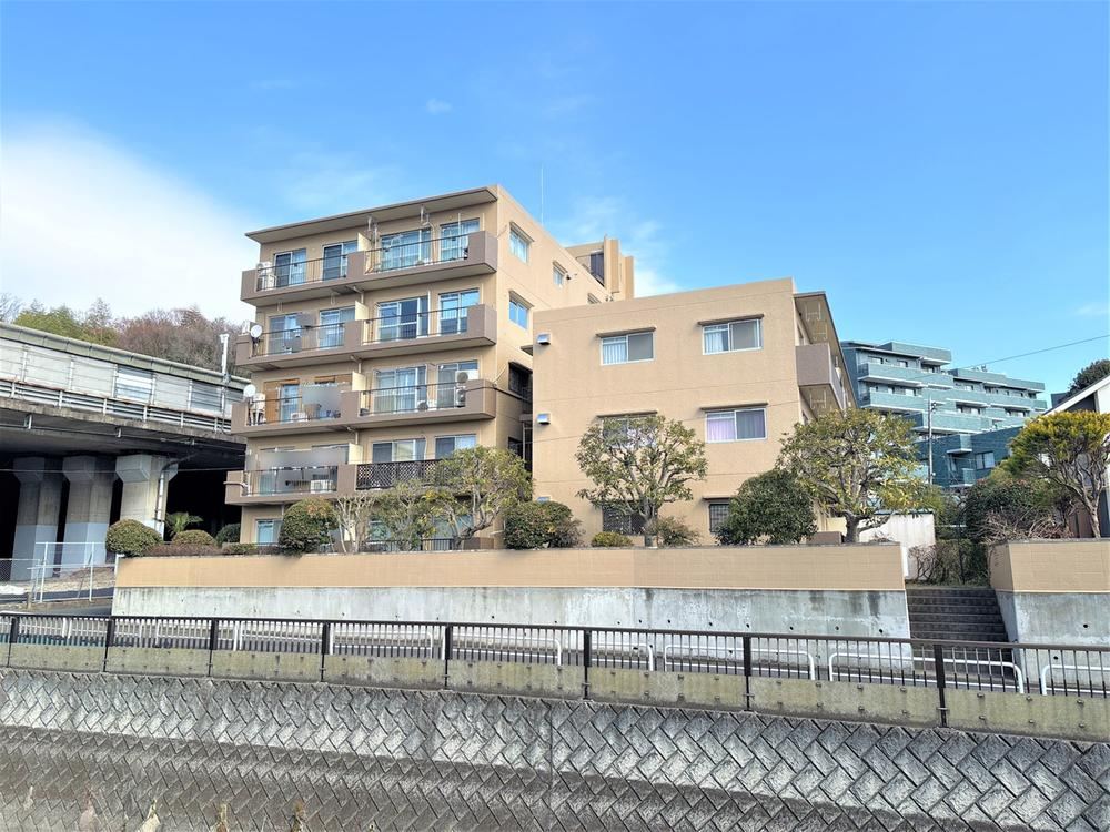 3LDK apartment in Setagaya Ward, Tokyo - Photo 1