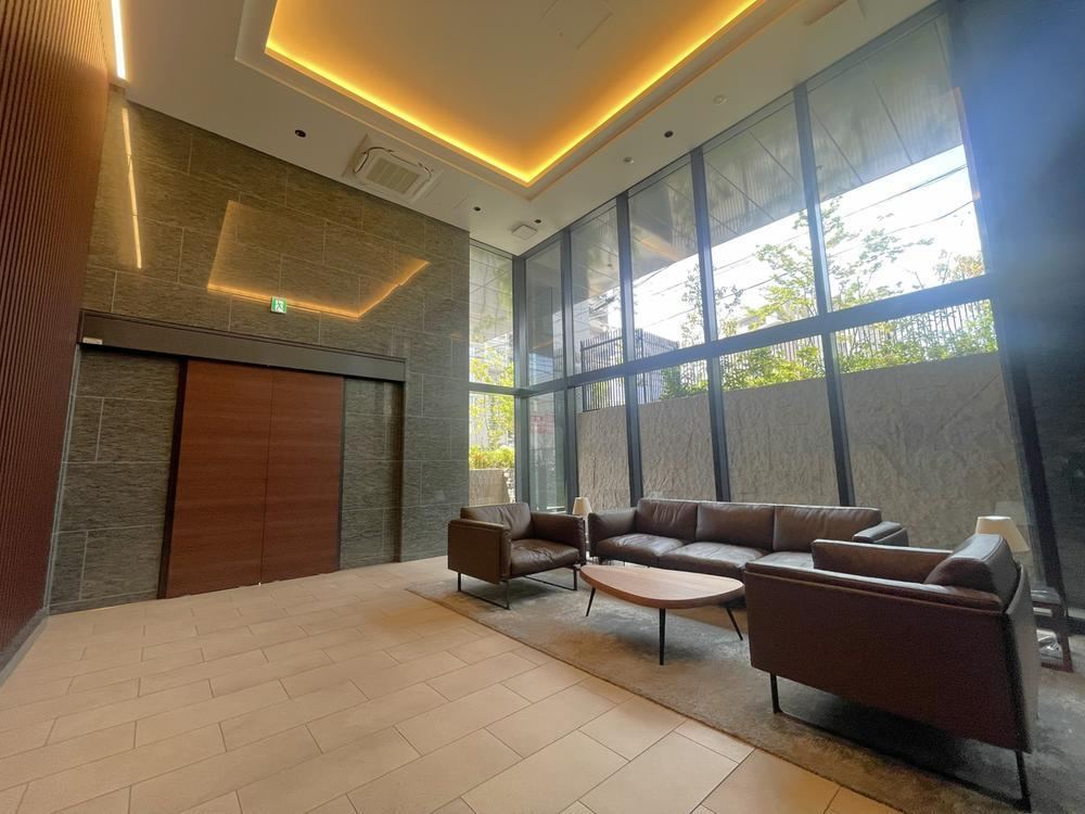 3LDK+S apartment in Showa Ward, Nagoya, Aichi - Photo 1