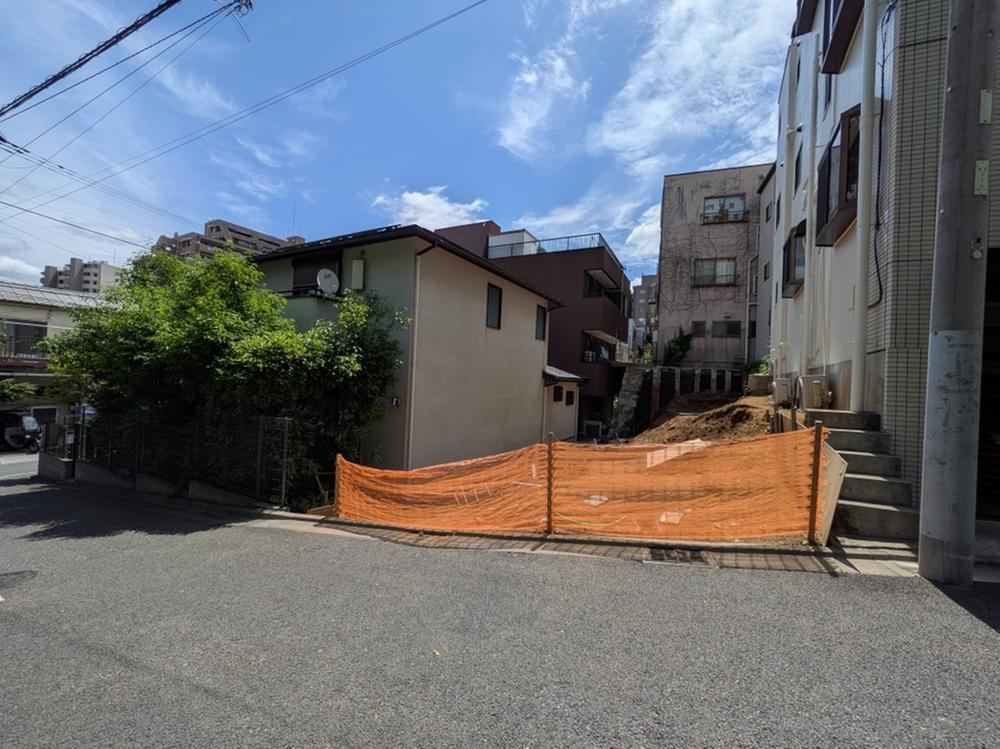 100 m² land in Bunkyo Ward, Tokyo - Photo 1