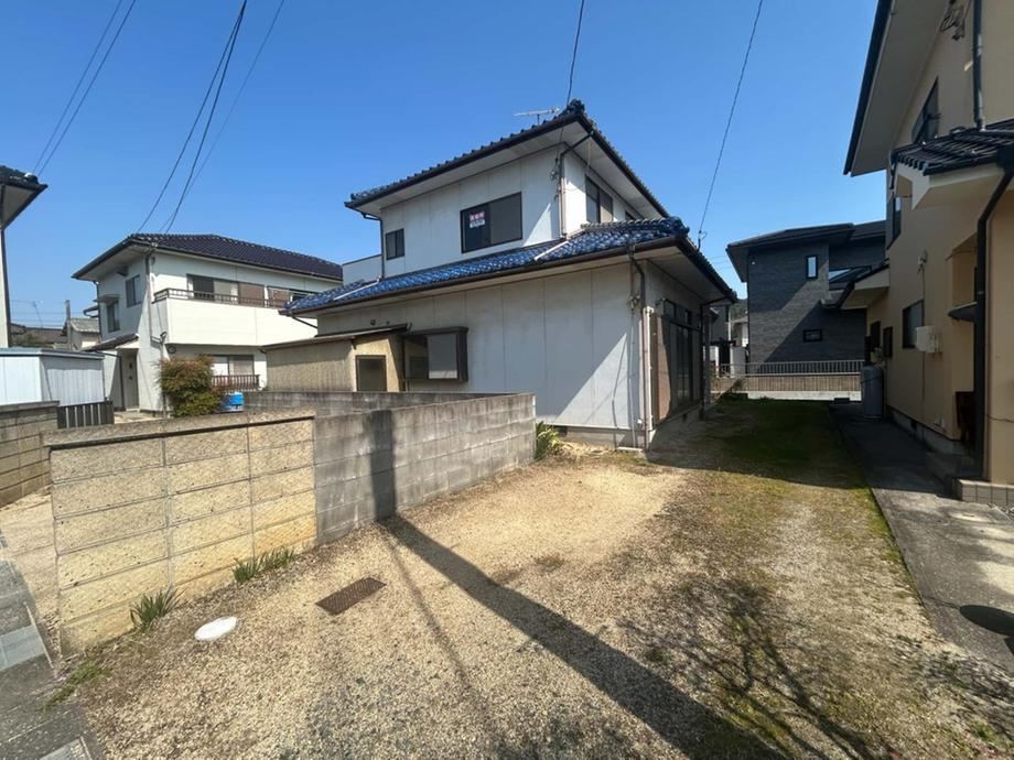 5LDK house in Tamano, Okayama - Photo 1