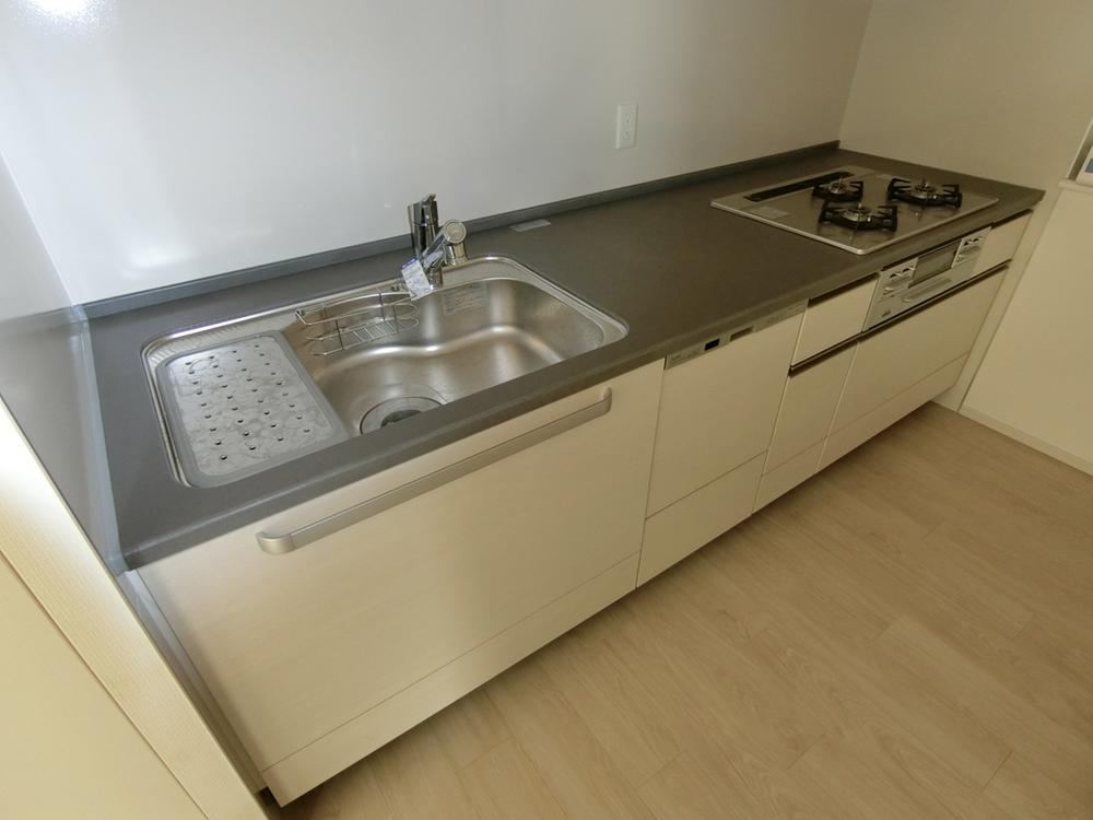 3LDK apartment in Chuo Ward, Osaka - Photo 1