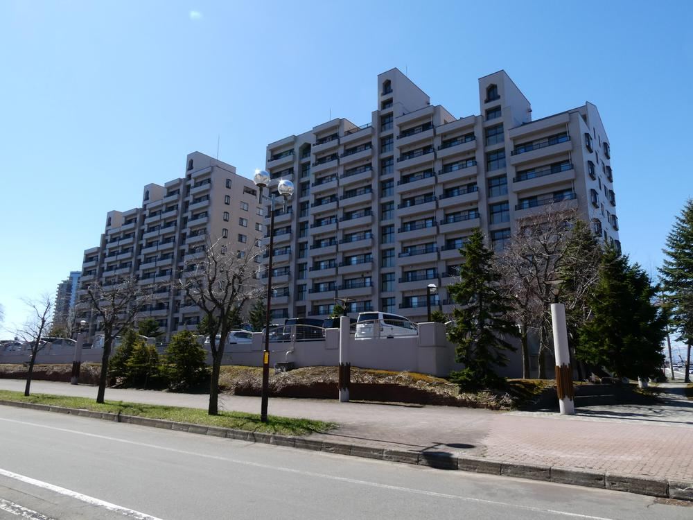 4LDK apartment in Atsubetsu Ward, Sapporo, Hokkaido - Photo 1