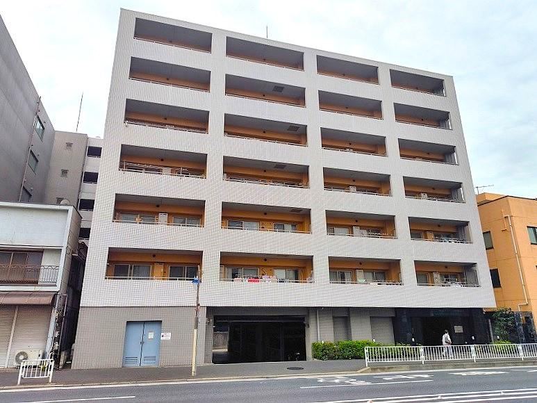 2LDK+S apartment in Tsurumi Ward, Yokohama, Kanagawa - Photo 1