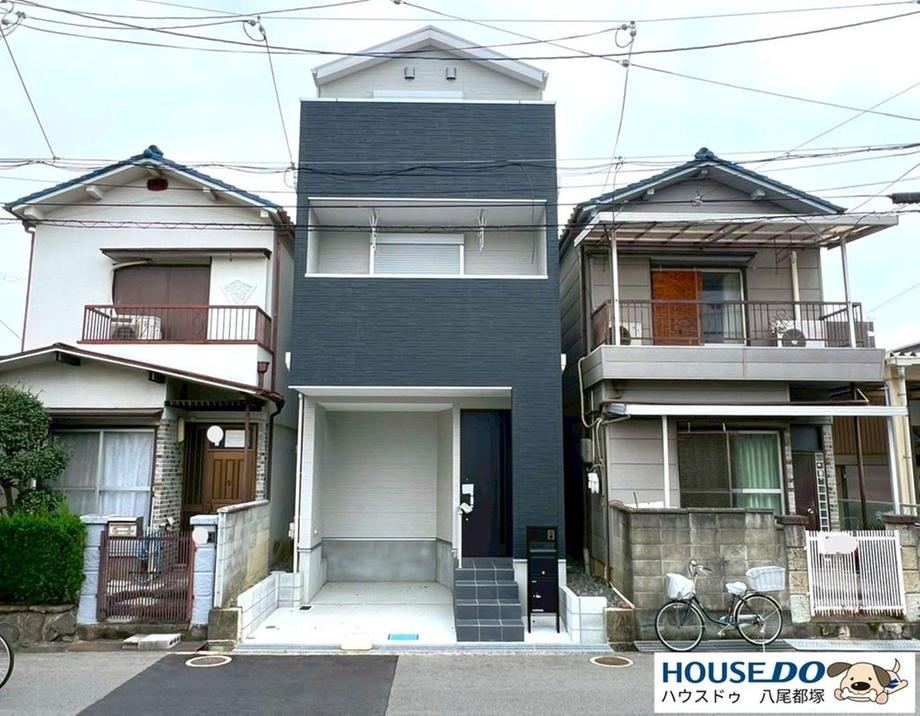 3LDK house in Yao, Osaka - Photo 1