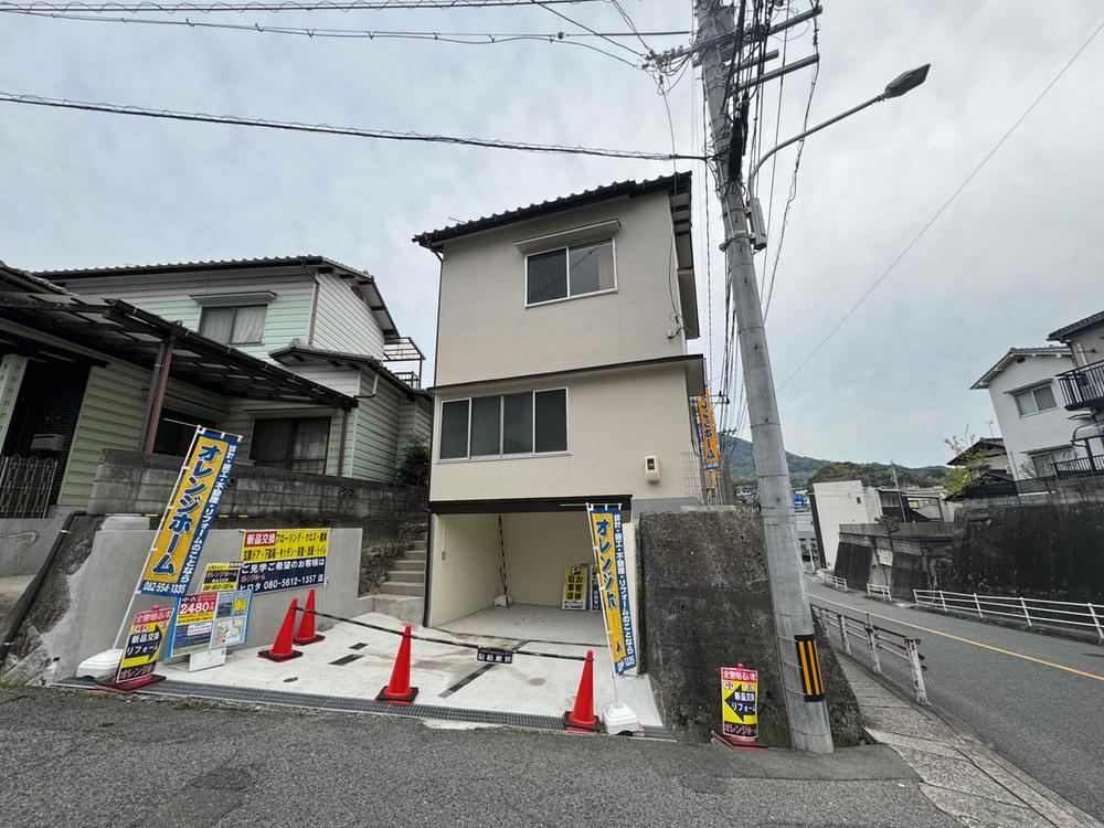 3DK house in Asaminami Ward, Hiroshima - Photo 1