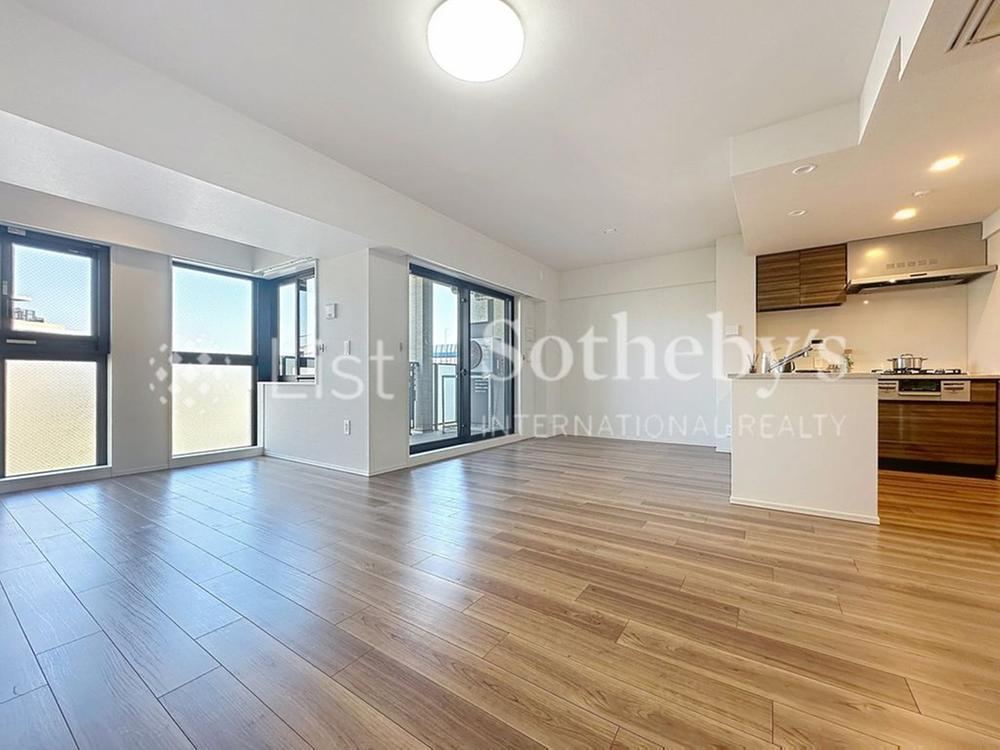 3LDK apartment in Naka Ward, Yokohama, Kanagawa - Photo 1
