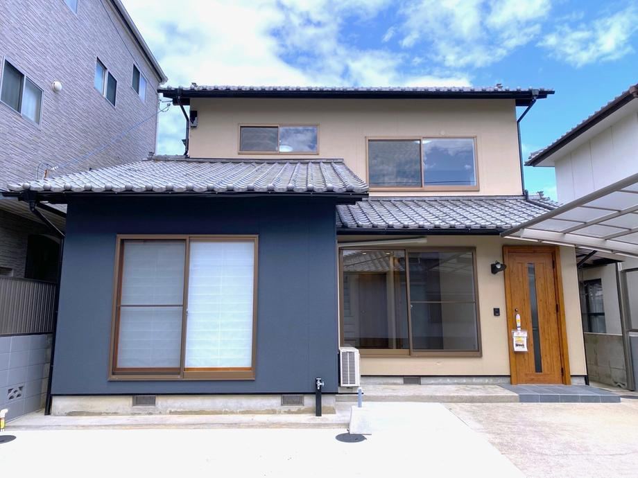 3LDK house in Matsuyama, Ehime - Photo 1