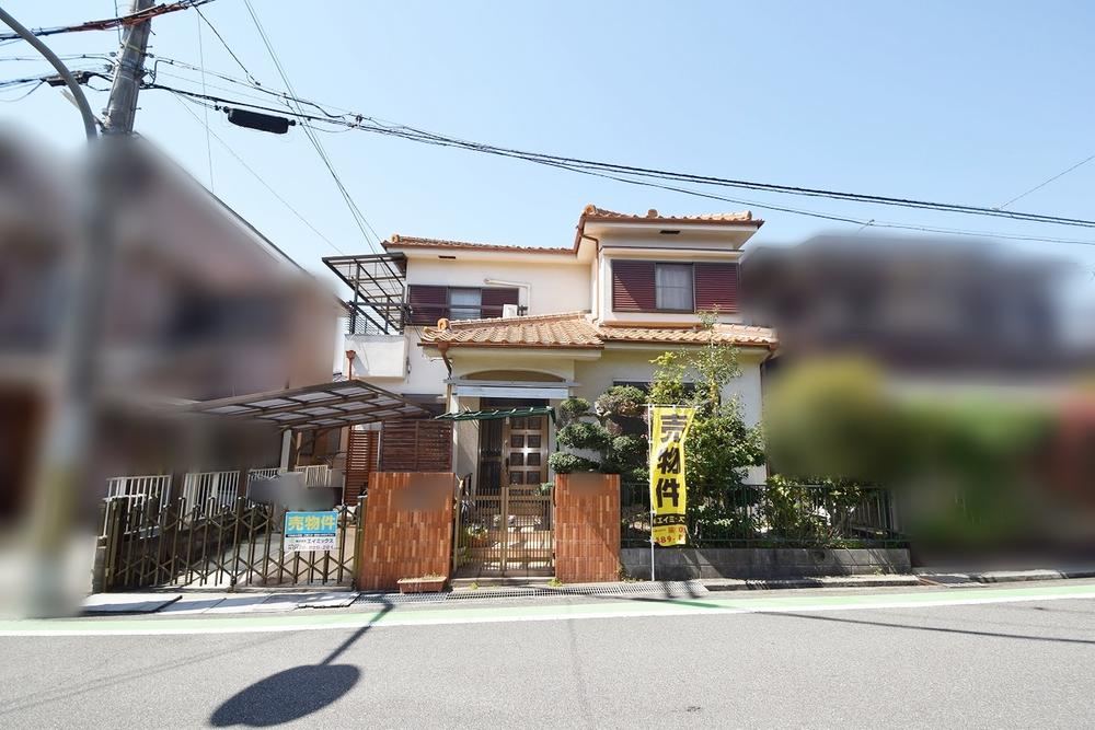 4LDK house in Kawachinagano, Osaka - Photo 1