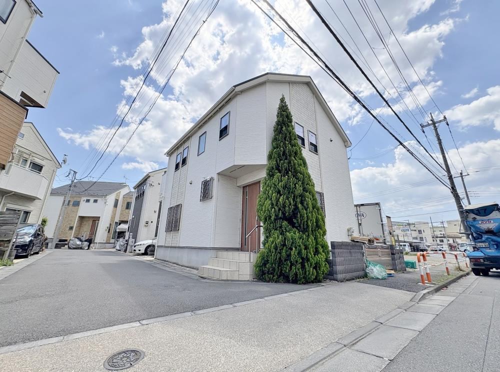 4LDK house in Adachi Ward, Tokyo - Photo 1