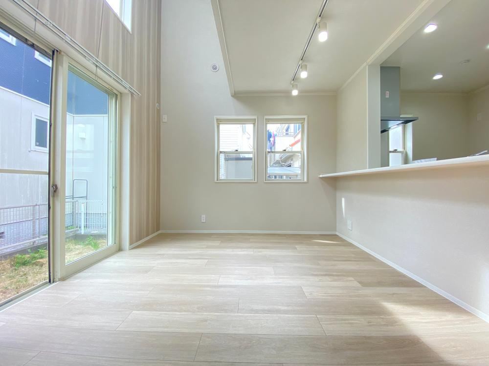 4LDK house in Fujisawa, Kanagawa - Photo 1
