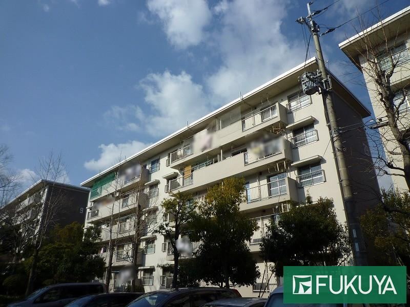 3DK apartment in Mino, Osaka - Photo 1