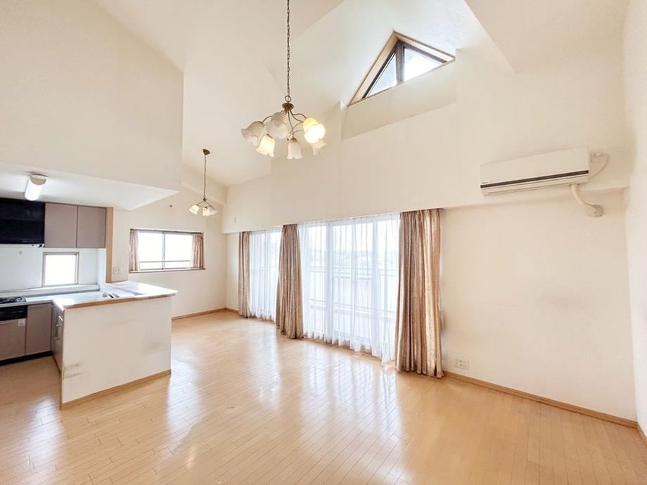 4LDK apartment in Tokai, Aichi - Photo 1