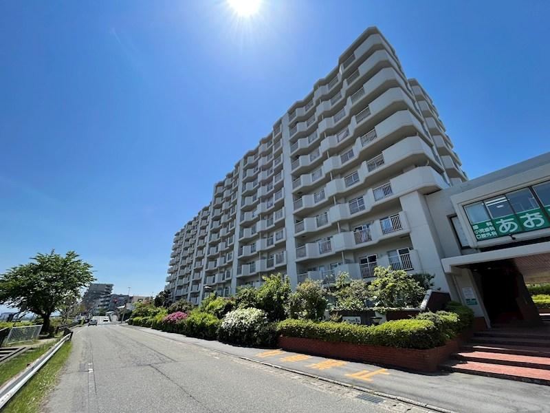 3LDK apartment in Nishi Ward, Niigata - Photo 1