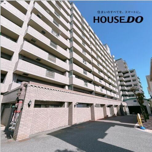 3LDK apartment in Asaminami Ward, Hiroshima - Photo 1