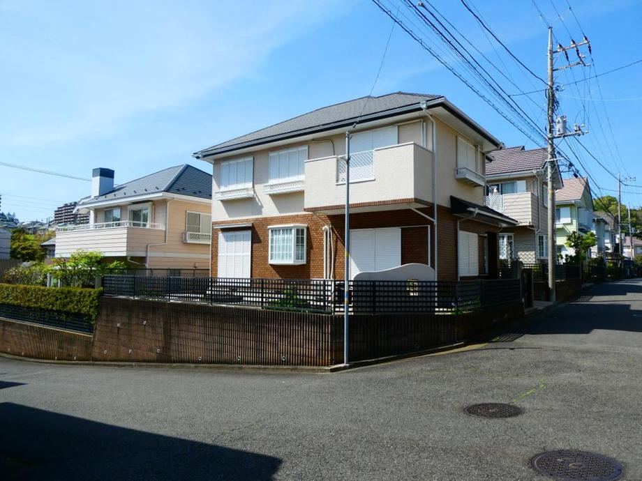 4LDK+S house in Totsuka Ward, Yokohama, Kanagawa - Photo 1