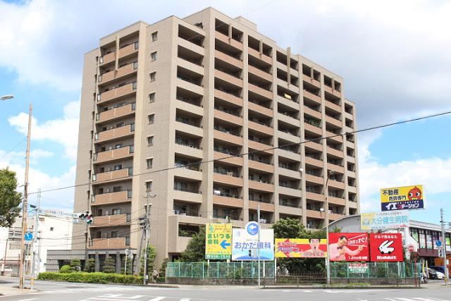 3LDK apartment in Oita, Oita - Photo 1
