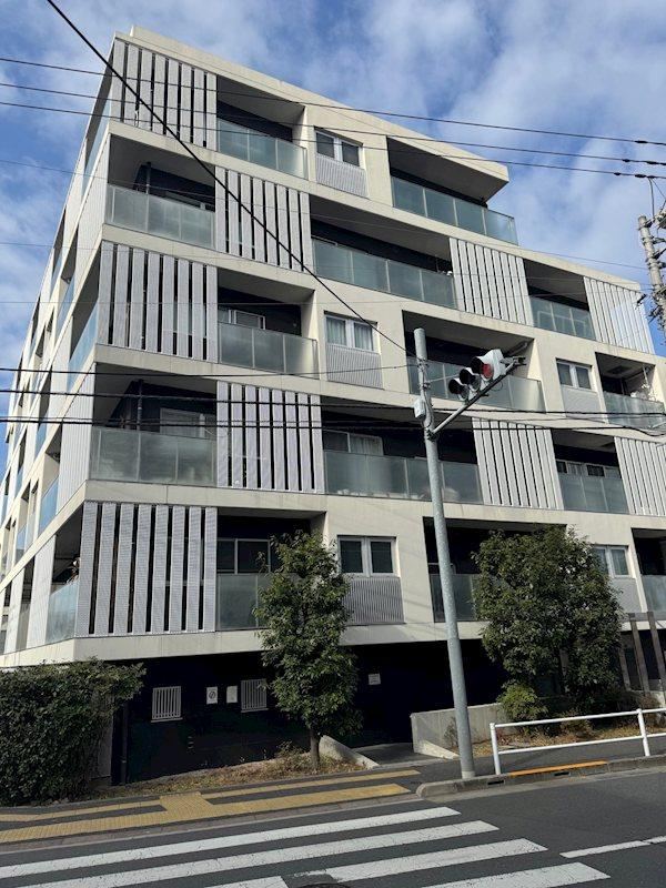 2LDK apartment in Itabashi Ward, Tokyo - Photo 1