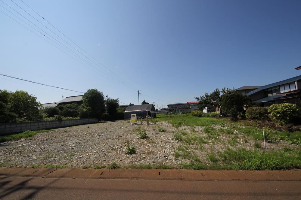 348 m² land in Murayama, Yamagata - Photo 1