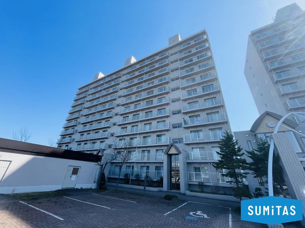 4LDK apartment in Kita Ward, Sapporo, Hokkaido - Photo 1