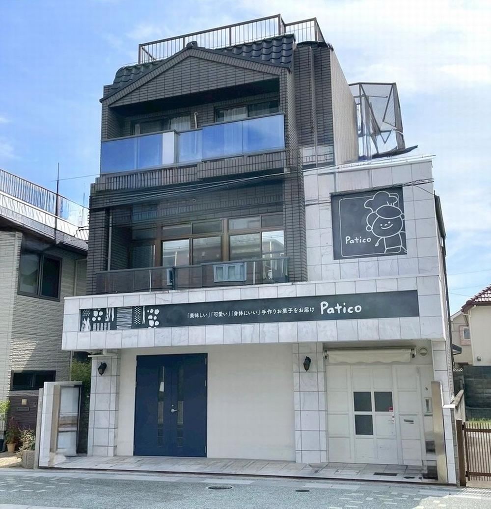 4LDK house in Nishinomiya, Hyogo - Photo 1
