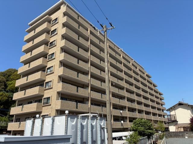 3DK apartment in Yahatanishi Ward, Kitakyushu, Fukuoka - Photo 1